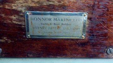 Honnor Marine Longboat