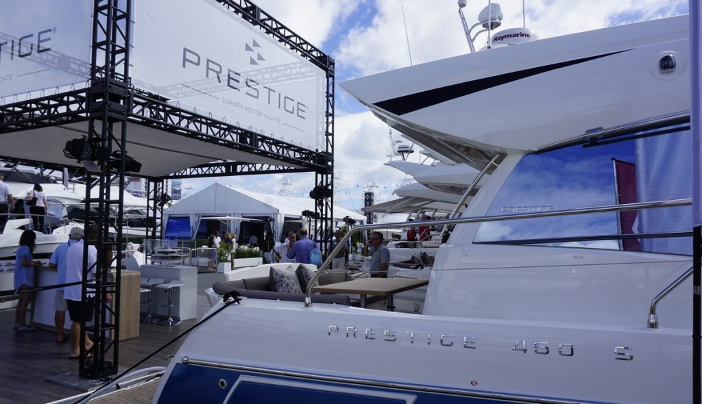 Prestige 460 S, il nuovo coupé sportivo presentato al Fort Lauderdale International Boat Show