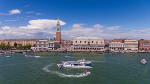 Energy Observer catamarano a idrogeno a Venezia