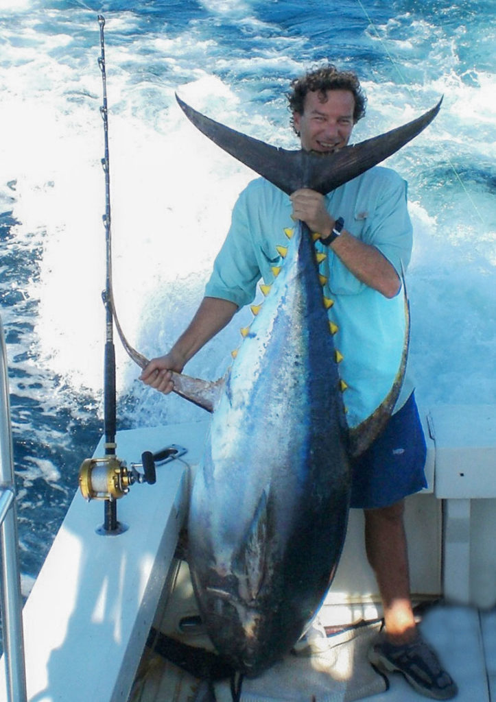 Pesca al Marlin yellowfin tuna catturato