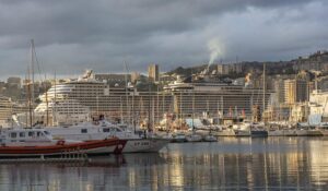 navi da crociera registrazione passeggeri  Porto di Genova