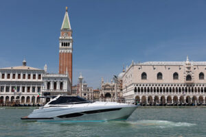 Rio Yachts Paranà 38 a Venezia