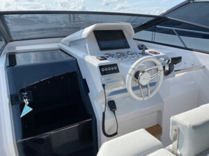 rio yachts daytona cockpit