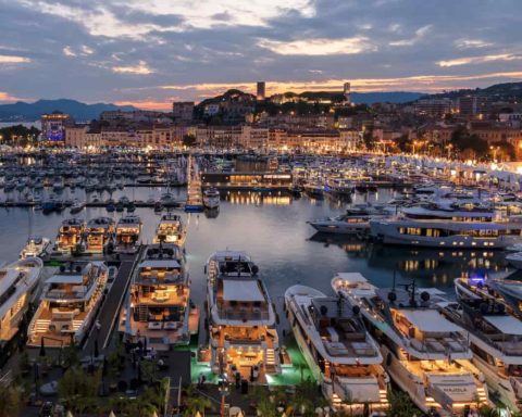 Cannes-Yachting-festival