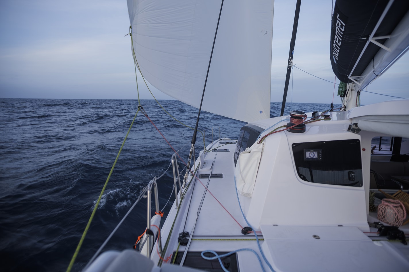 OUTREMER 55
